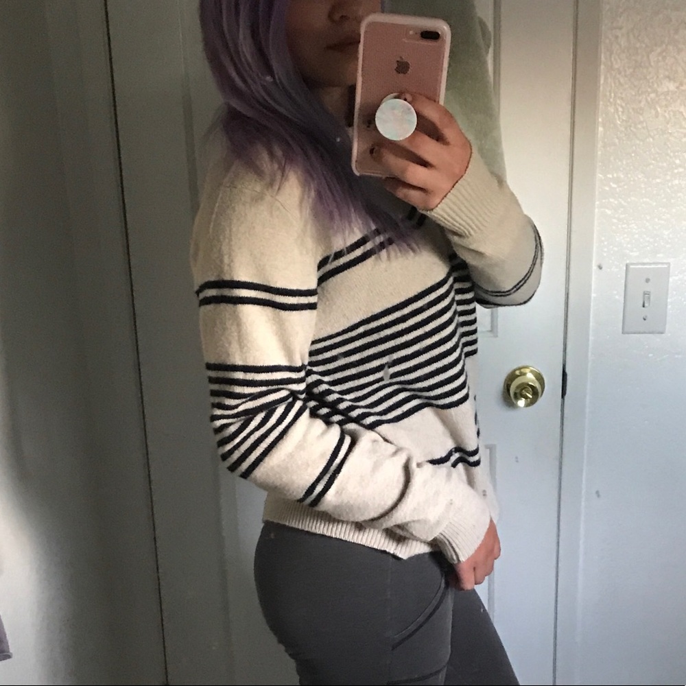 Striped sweater - Picture 2 of 3